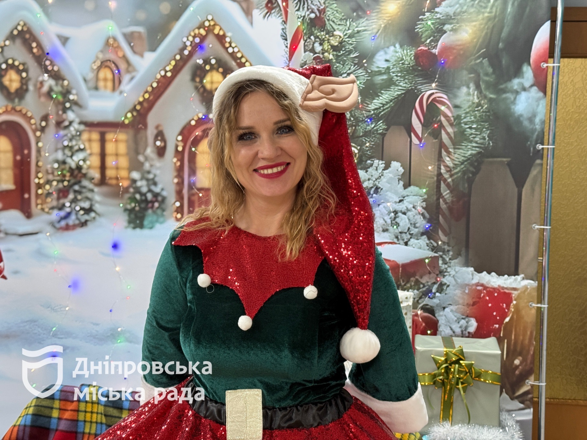 У Дніпрі в бібліотеці пройшов масштабний захід «Казкова фабрика чудес» - 20.12.2025