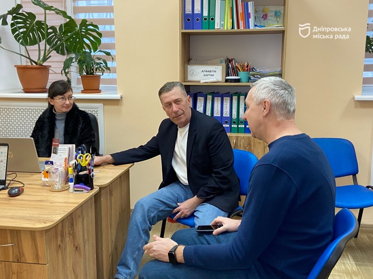 Дніпровський терцентр: соціальна підтримка та творчі майстер-класи для літніх людей - 23.12.2025