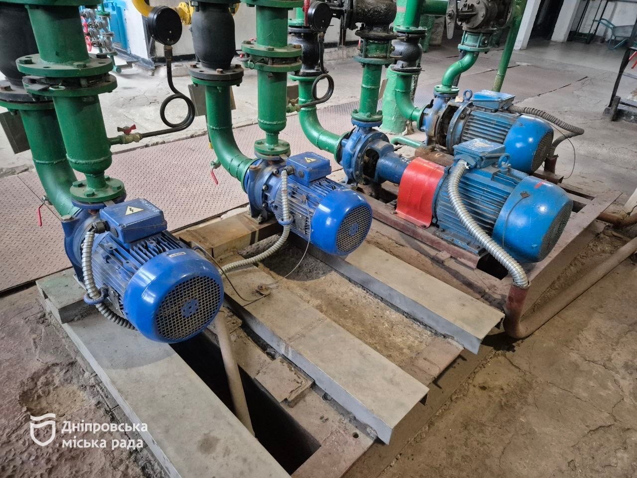 Дніпро забезпечує тепло генераторами під час відключень електроенергії - 24.12.2025