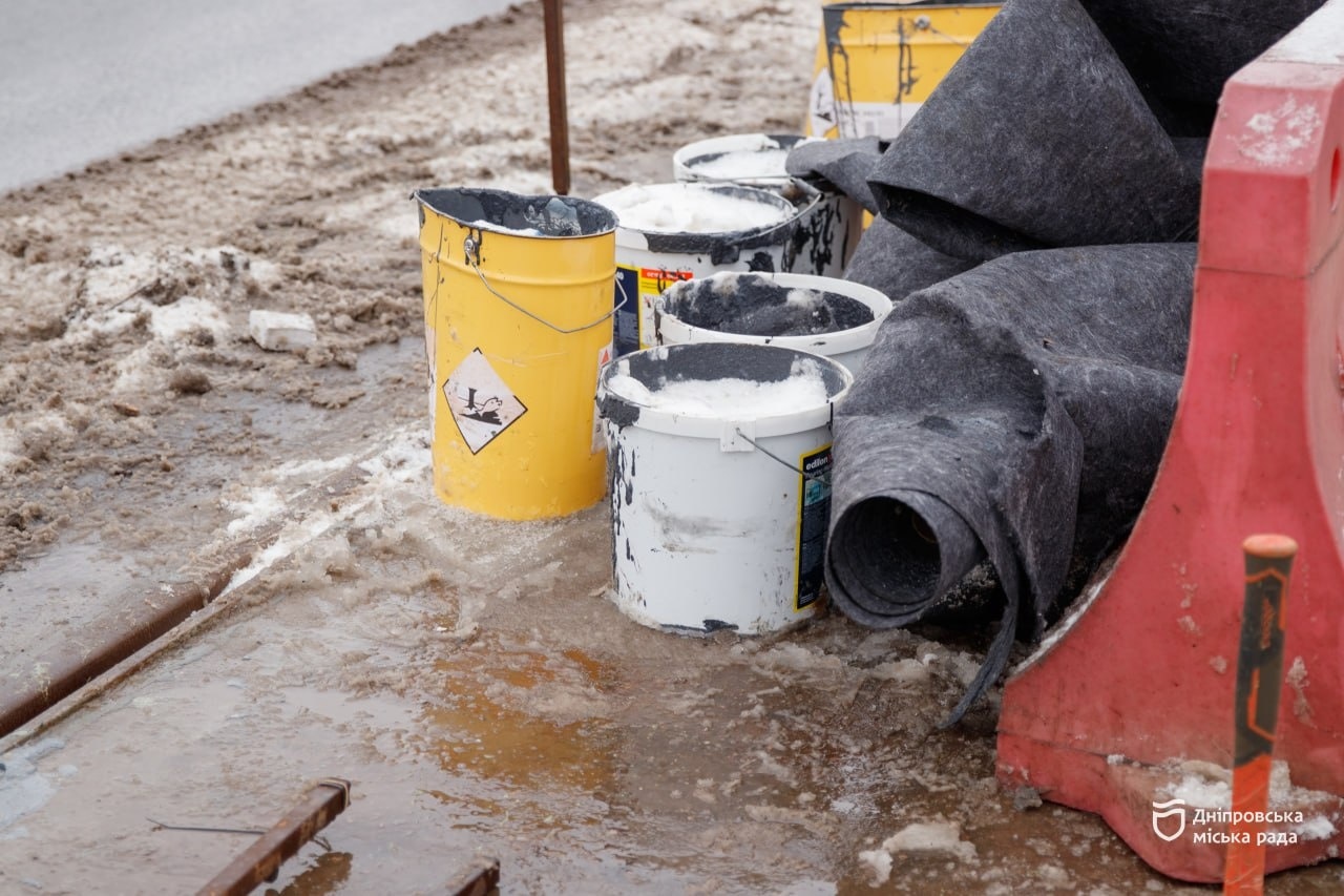 У Дніпрі завершили перший етап ремонту трамвайної лінії на Старому мосту - 30.12.2025