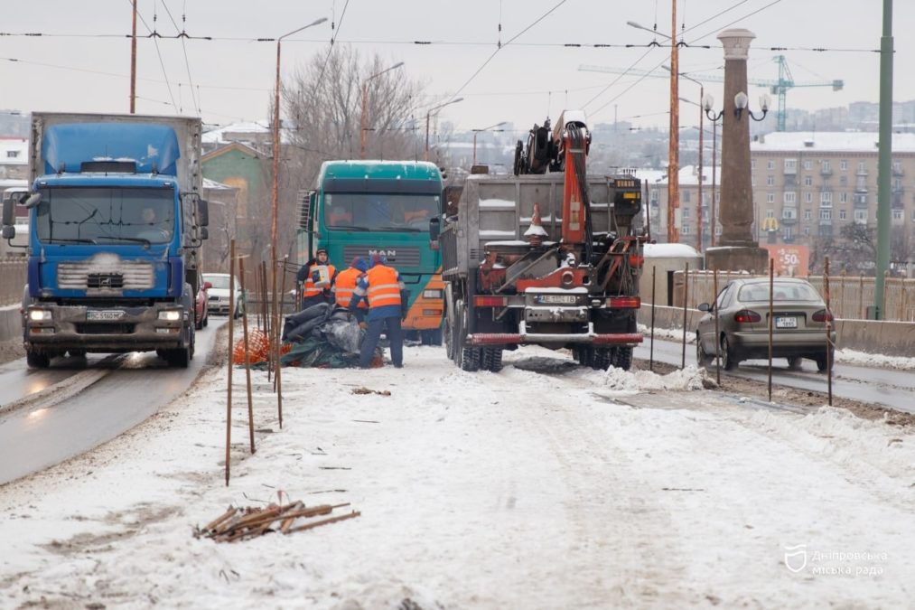 Трамваї № 6 та № 9 у Дніпрі поки не почали роботу - 31.12.2025