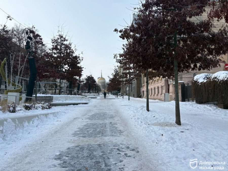 У Дніпрі щодня піклуються про чистоту улюблених місць відпочинку містян - 31.12.2025