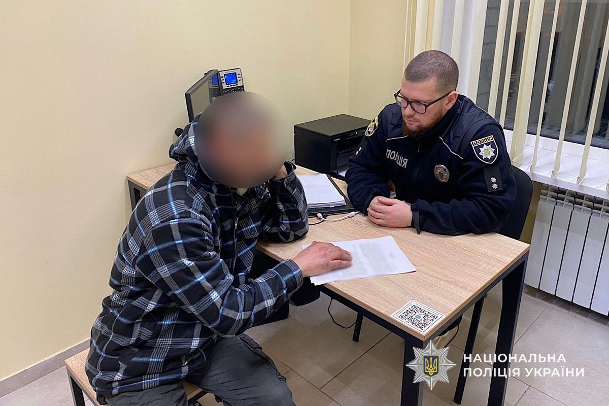 У Дніпрі чоловік спалив автівку: поліція затримала підозрюваного - 26.12.2025