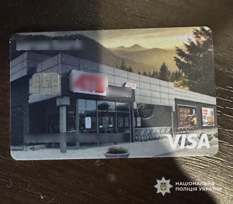 Шахрай продавав дрова через соцмережі: поліція Дніпра викрила схему на десятки тисяч гривень - 29.12.2025