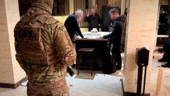 Нардепка за хабар обіцяла порішати з РНБО щодо санкцій проти конкурентів - 4.12.2025