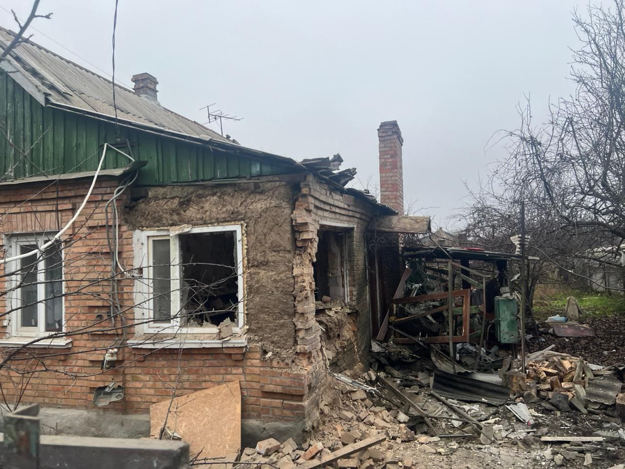 Окупанти били по громадах Дніпропетровщини FPV-дронами й артилерією - 20.12.2025