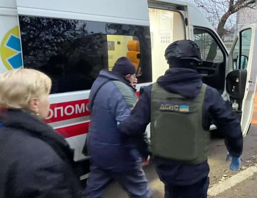 Окупанти обстріляли громади Нікопольщини: є постраждалі - 21.12.2025