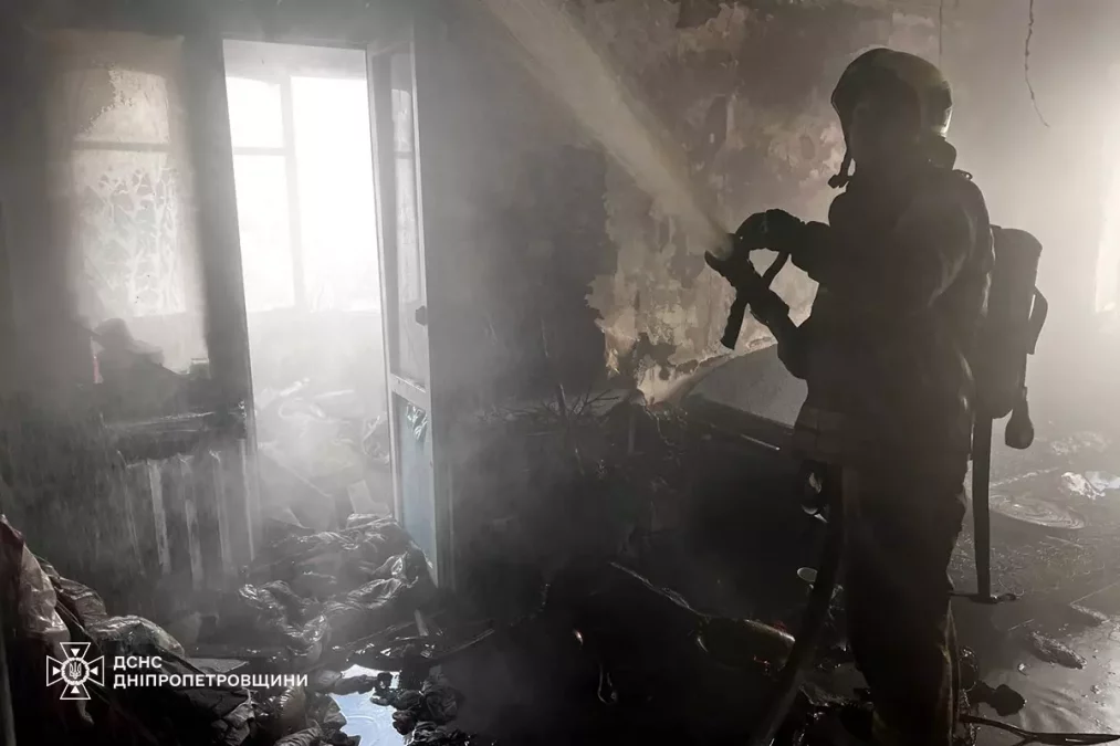 У Дніпрі загорілася квартира на Слобожанському проспекті - 28.12.2025