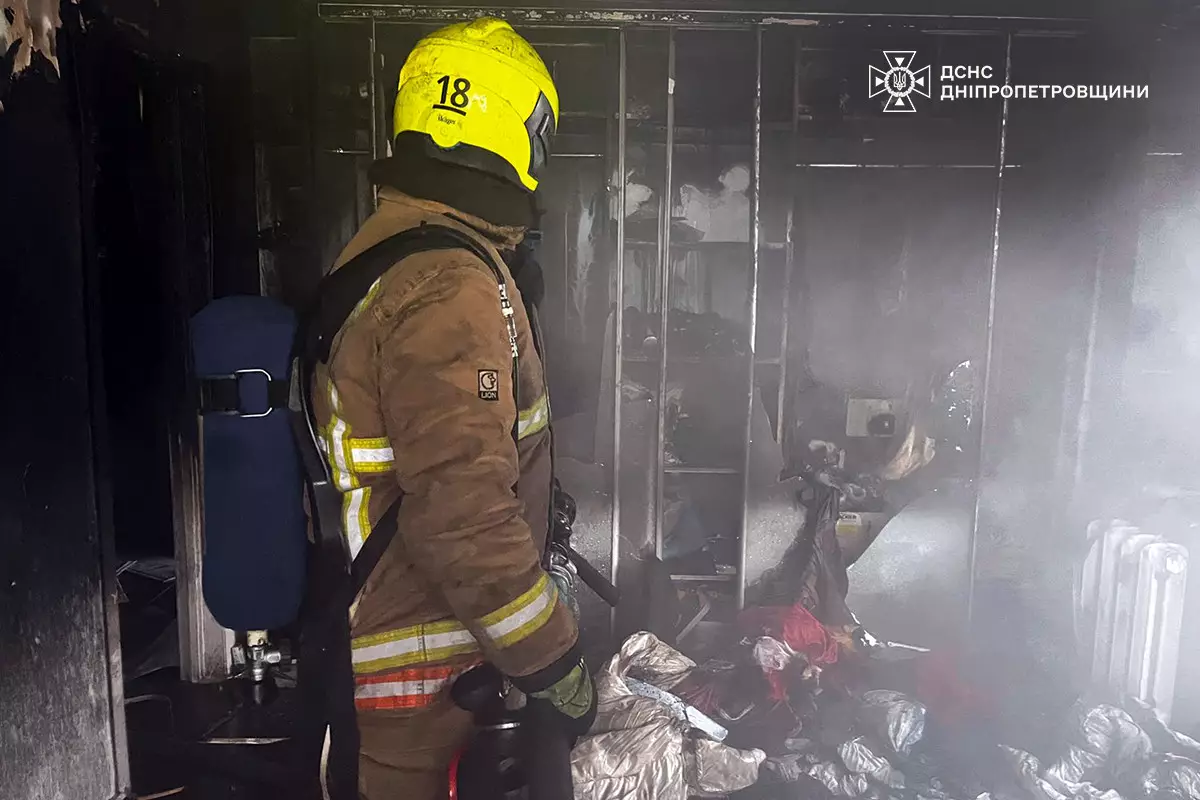 У Дніпрі загорілася квартира на Слобожанському проспекті - 28.12.2025