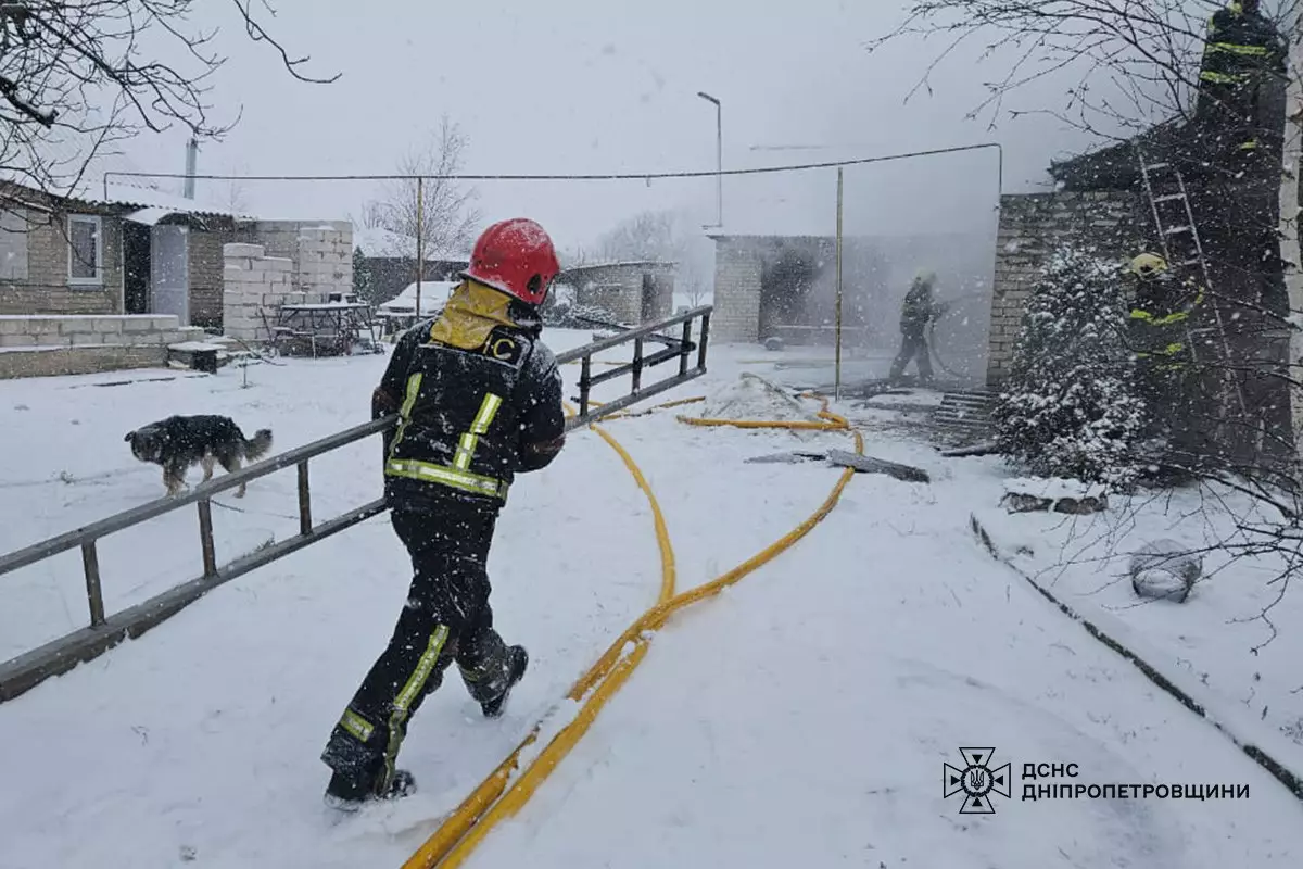 У Павлоградському районі сталася пожежа в приватному будинку: вогнеборці ліквідували займання