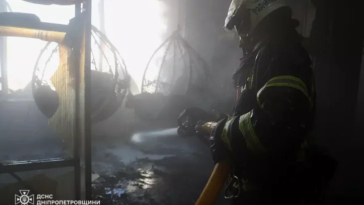 гасіння пожежі у приміщенні ресторану в Дніпрі