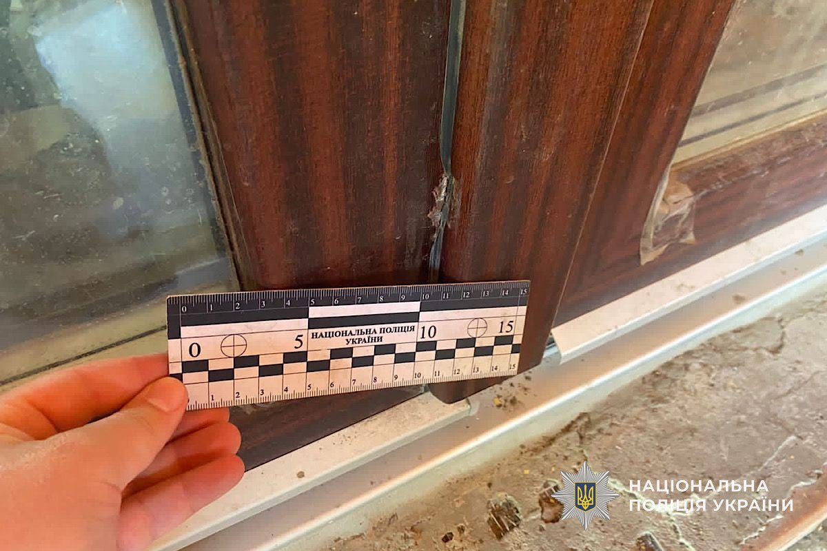 Дніпровські правоохоронці передали до суду справу чоловіка, який вламувався до квартир та зберігав зброю - 27.01.2026