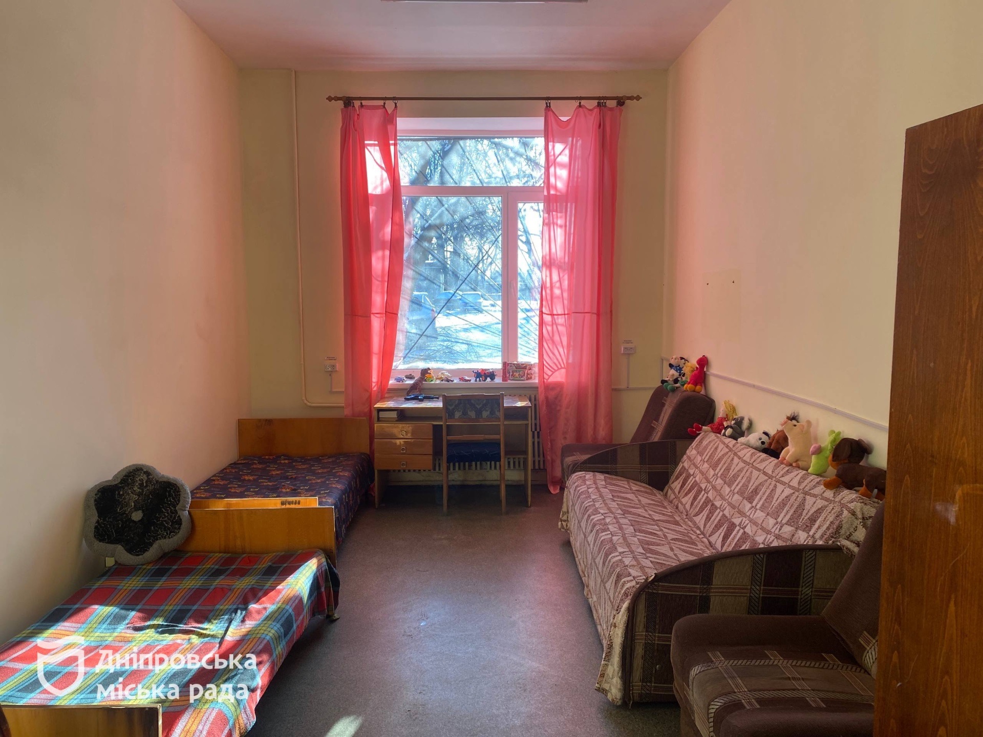 У Дніпрі на базі КП «Дніпровський електротранспорт» функціонують пункти Незламності - 26.01.2026