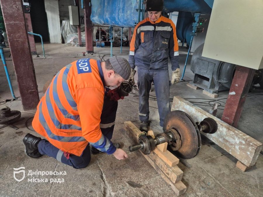 У Дніпрі ремонтують насоси та підключають генератори для стабільного опалення - 28.01.2026