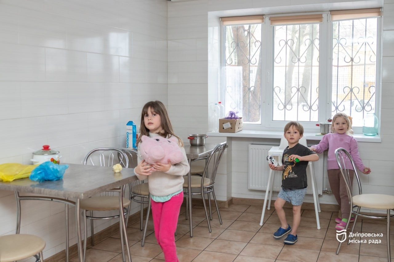 У Дніпрі працює міський Центр соціальної підтримки дітей та сімей «Мамине щастя»