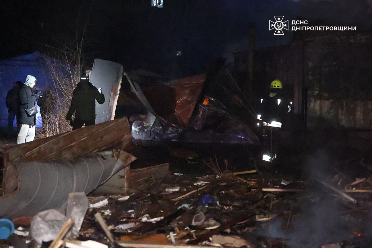 У ДСНС показали наслідки нічного удару по Дніпру та області - 10.01.2026