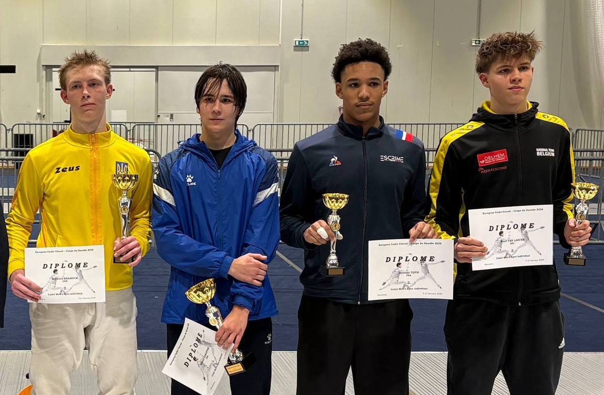 Юний фехтувальник із Дніпра здобув срібло на міжнародному турнірі в Словаччині - 10.01.2026