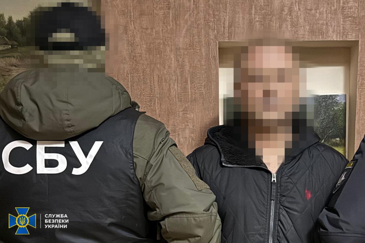 СБУ зірвала спробу продажу великої партії «трофейної» зброї у Дніпропетровській та Київській областях - 12.01.2026