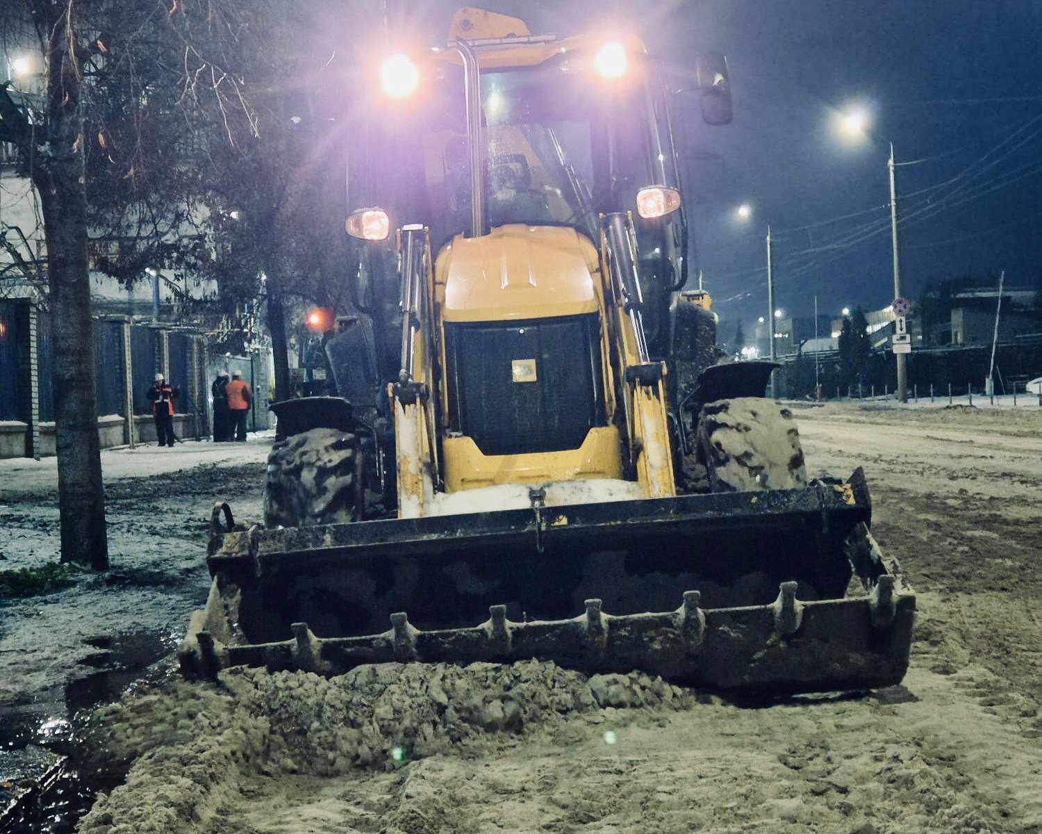 У Дніпрі змінили рух на набережній через ліквідацію наслідків обстрілу - 05.01.2025