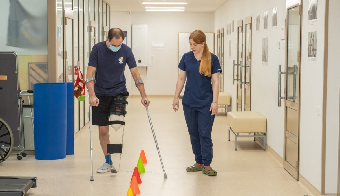 Нові операційні, центри ментального здоров'я, трансплантація та реабілітація: як лікарні Дніпра тримають тил - 19.01.2026