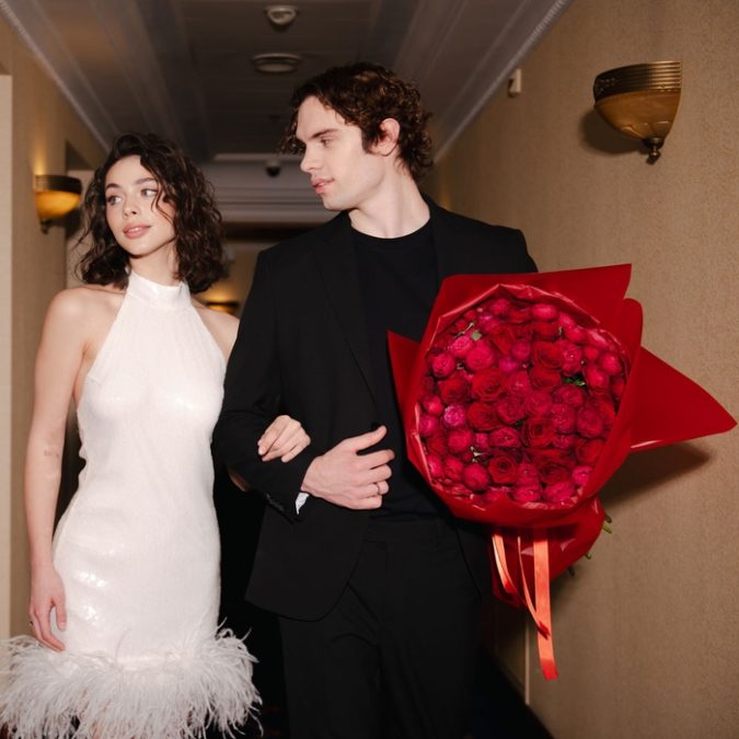 Продаж букетів з троянд на DonPion: подарунок, який завжди вражає