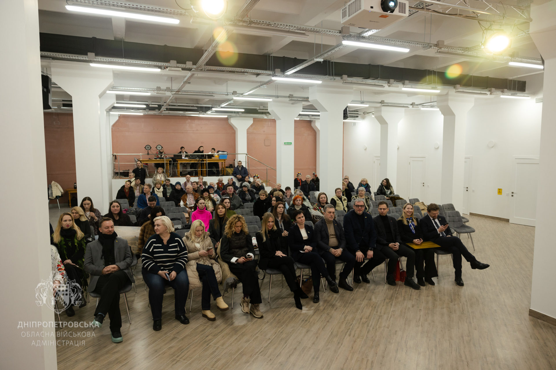 Захищений артпростір SHELTER-ART SPACE відкрили у театрі Шевченка в Дніпрі - 04.02.2026