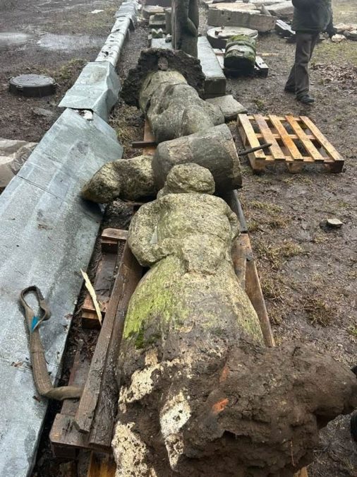 5 половецьких баб вивезли з Васильківки до Дніпра 15.02.2026 - 17.02.2026