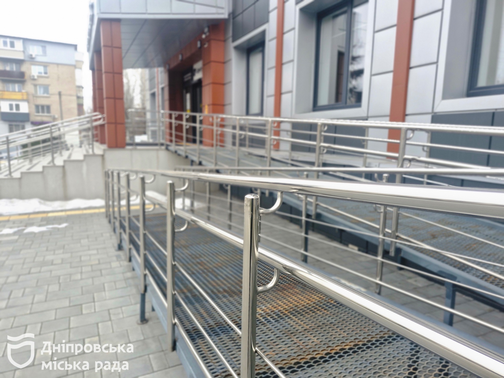 Дніпро впроваджує безбар’єрність: Прозорий офіс як приклад доступних сервісів - 06.02.2026