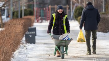 У Дніпрі дбають про сквери та парки у різних районах міста - 11.02.2026
