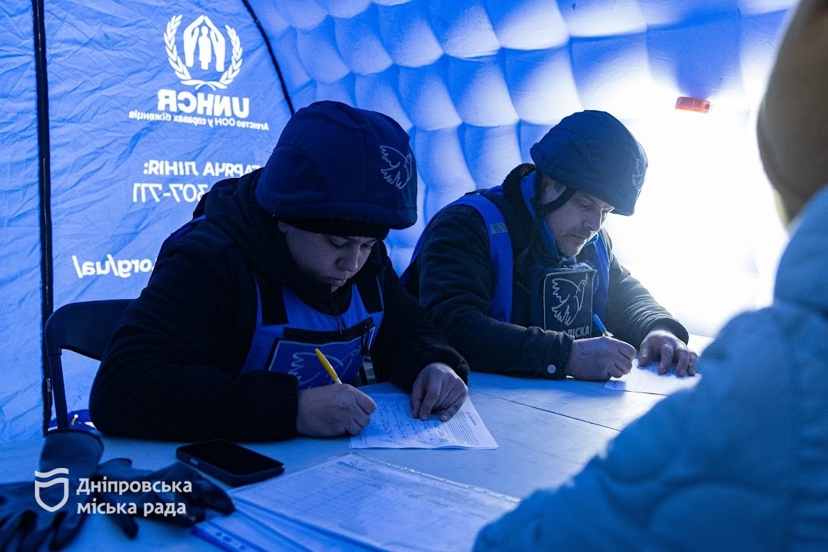 Дніпро ліквідовує наслідки чергової ворожої атаки - 12.02.2026