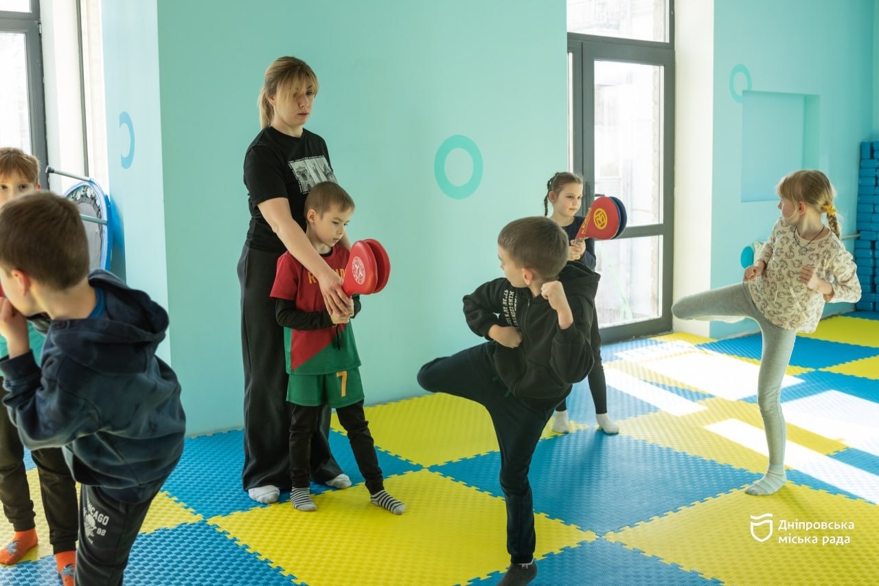 Жінки Дніпра виховують майбутніх переможців: історія багаторазової чемпіонки світу та Європи з рукопашного бою Катерини Васильєвої