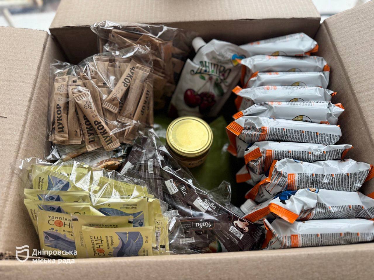 У Дніпрі вимушені переселенці продовжують щомісяця отримувати безкоштовні набори продуктів харчування - 24.02.2026