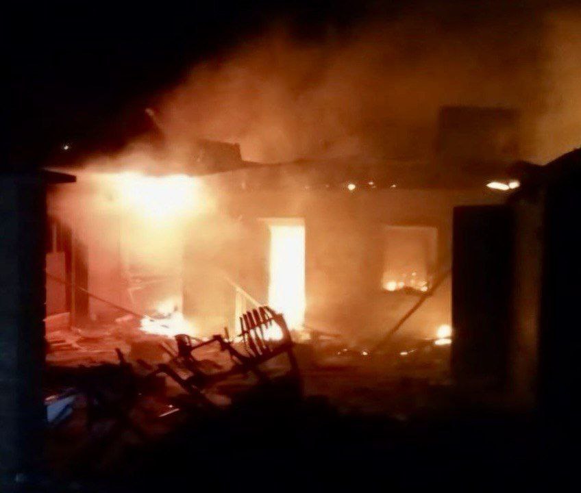 Ворог майже 10 разів атакував райони Дніпропетровщини: пошкоджені будинки