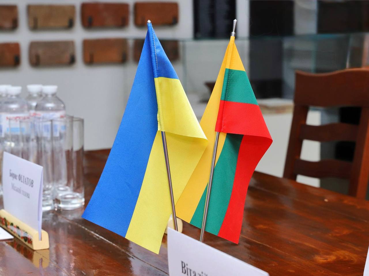 Філатов зустрівся з пані послом Литви в Україні, котра разом із делегацією Вільнюса зустріла ніч масованого російського обстрілу у Дніпрі - 03.02.2026