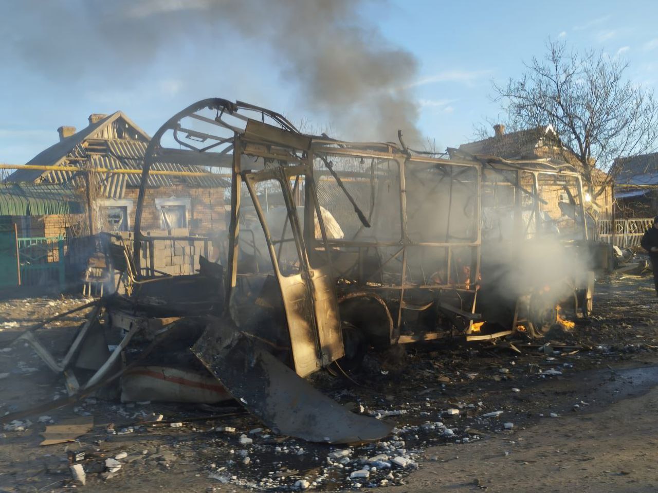 Двоє загиблих і троє поранених: ворог майже 40 разів атакував Дніпропетровщину - 11.02.2026