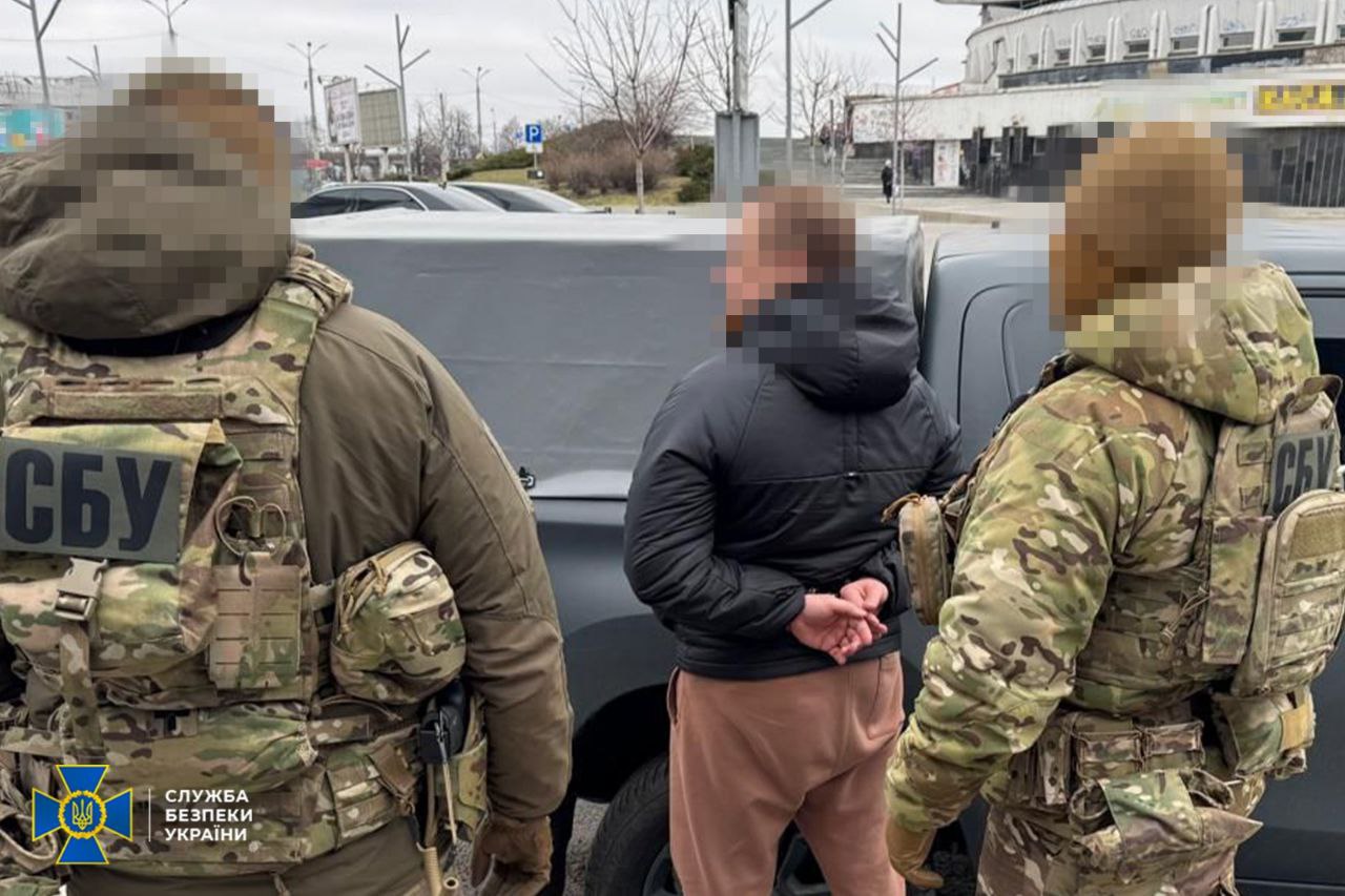 У Дніпрі затримали шахраїв, які обдурили громадян ЄС через фейкові криптобіржі - 23.02.2026