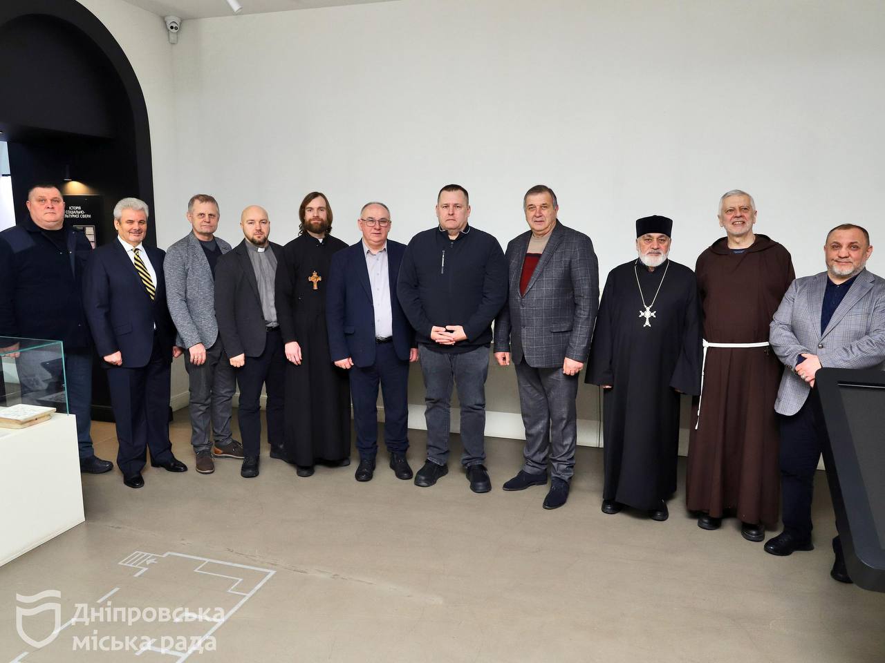 У четверті роковини повномасштабної війни Філатов провів зустріч із священниками та духовними лідерами різних конфесій - 24.02.2026