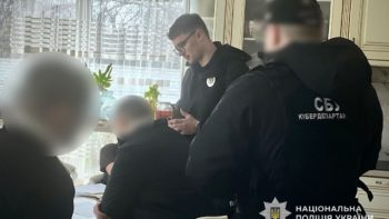 10 тис. доларів за непридатність до служби: схема впливу на ВЛК у Дніпрі - 25.02.2026