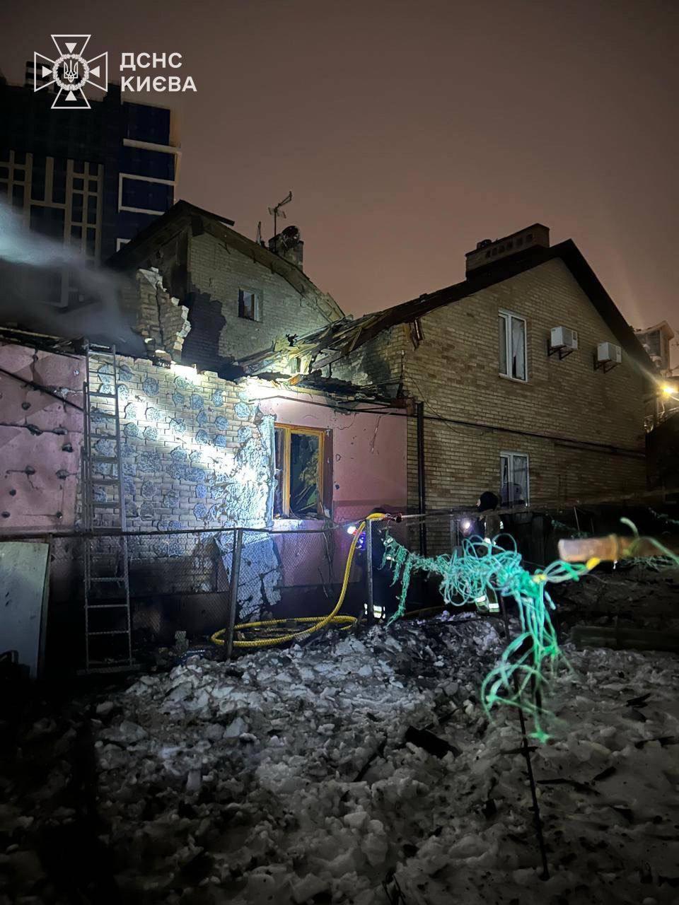 Вночі росіяни атакували Україну дронами і ракетами - 26.02.2026