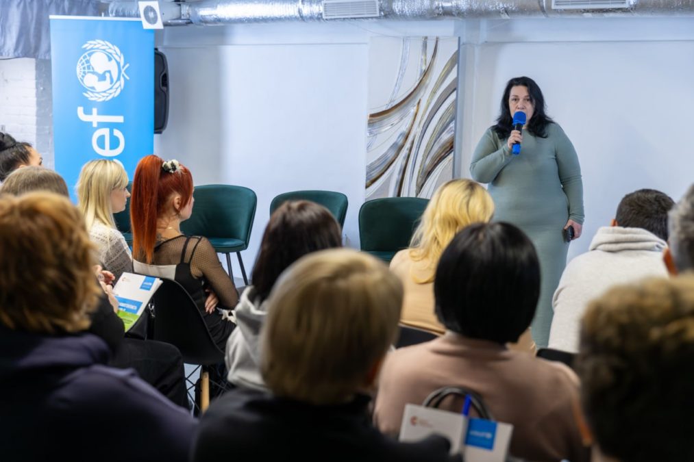 Майже 7 тисяч дітей на Дніпропетровщині зростають у сімейних формах виховання - 10.03.2026