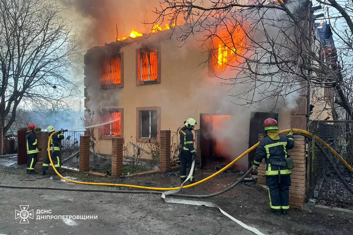 У Підгородному ліквідували пожежу житлового будинку - 19.03.2026