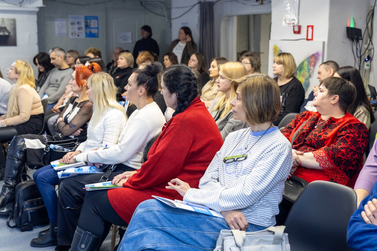 Майже 7 тисяч дітей на Дніпропетровщині зростають у сімейних формах виховання - 10.03.2026