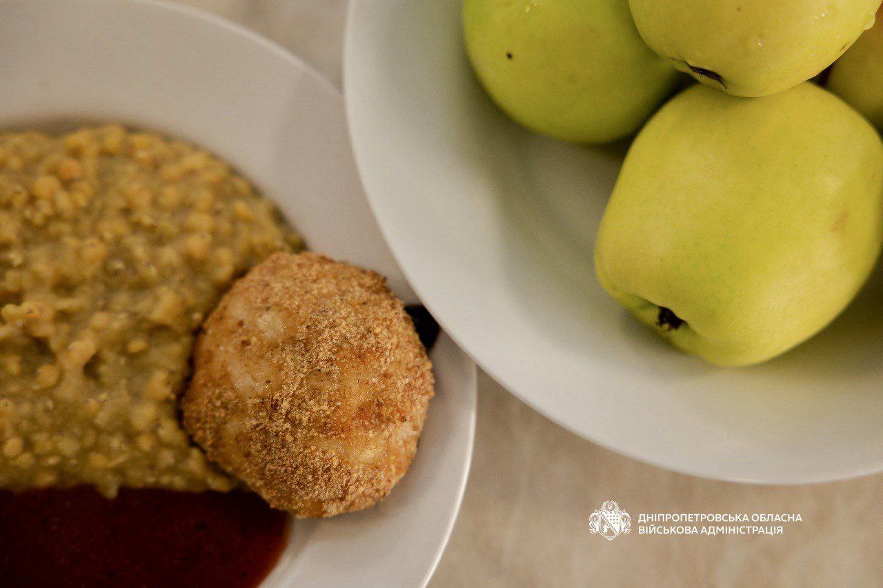 Понад 150 тис школярів Дніпропетровщини забезпечені гарячим харчуванням - 12.03.2026