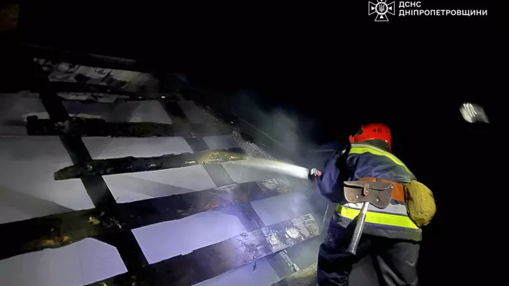 Ліквідація займання в приватному будинку 29 березня 2025 року в Синельниковому