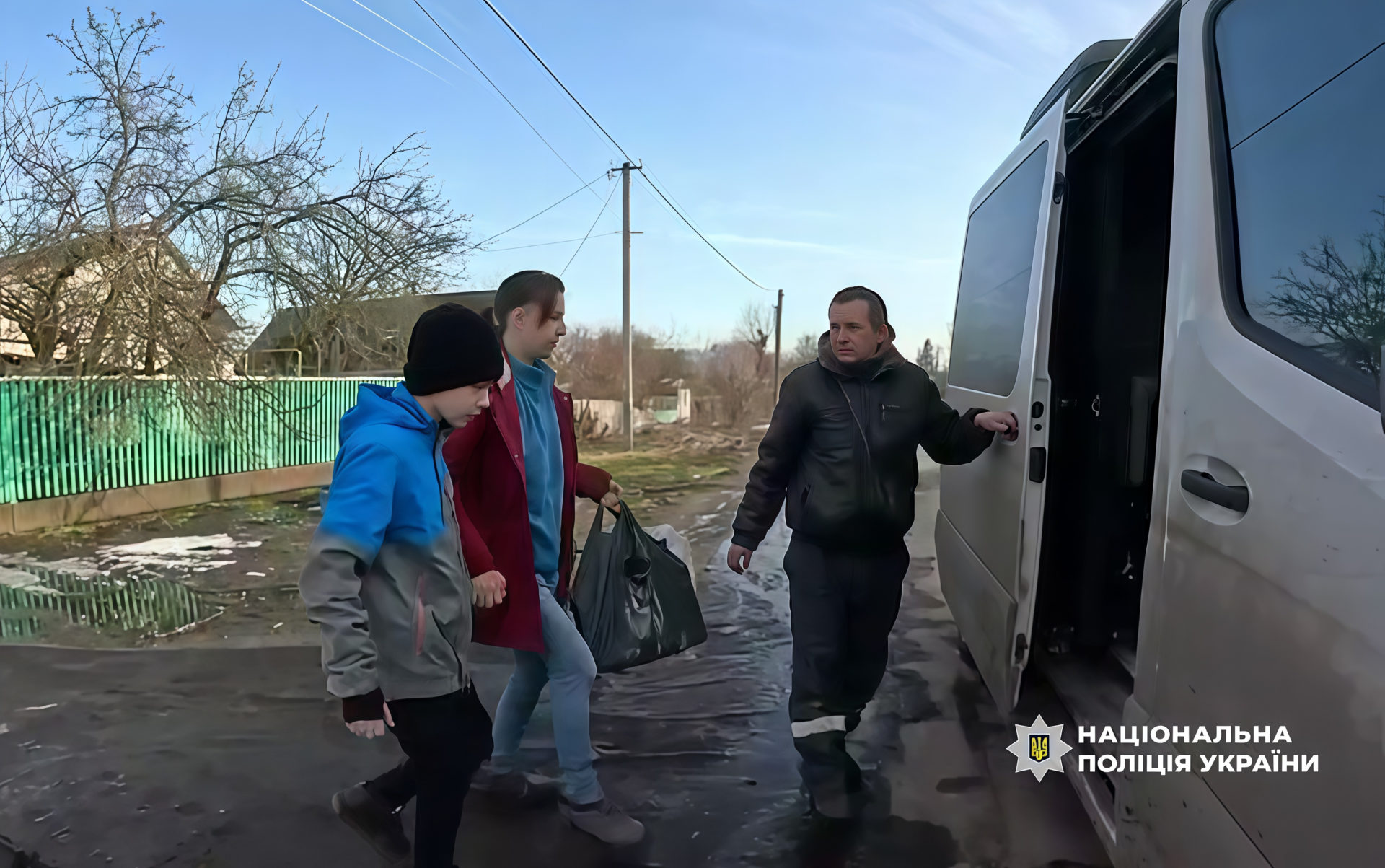 Із прифронтових громад Синельниківського району евакуювали ще п’ять родин із дітьми