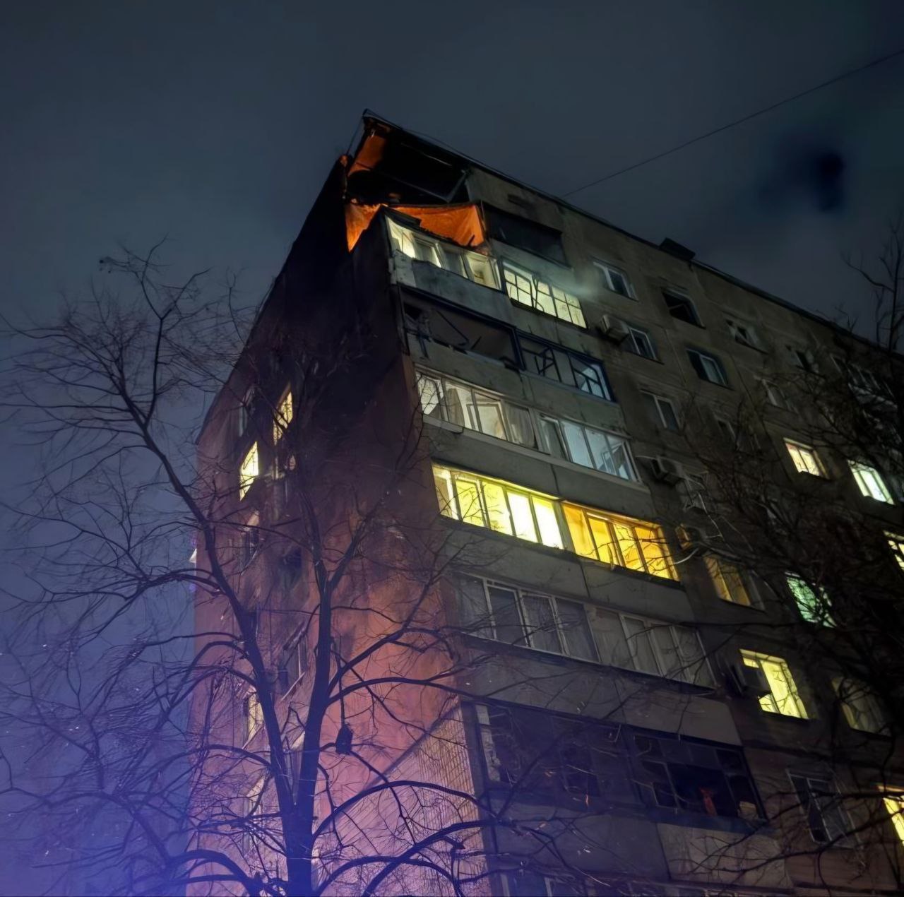 Троє поранених, серед них – дитина: ворог атакував три райони Дніпропетровщини