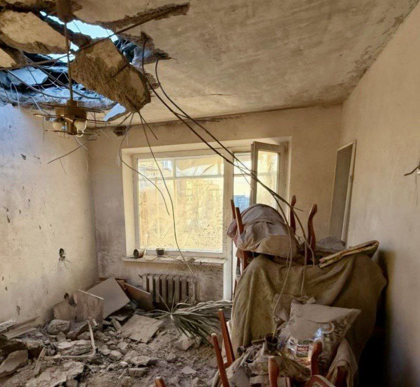 Двоє людей поранені: майже 20 разів ворог атакував п’ять районів Дніпропетровщини