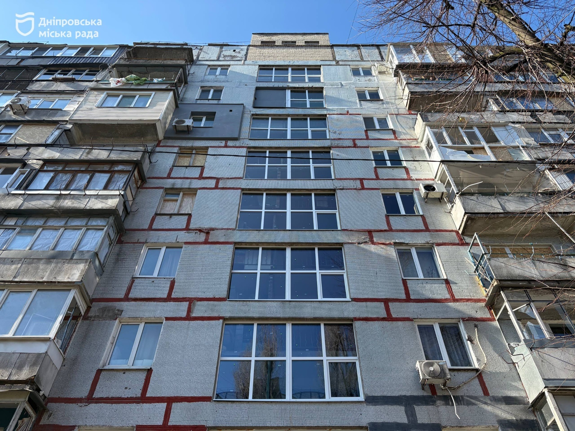 У Дніпрі продовжують ліквідовувати наслідки російських атак