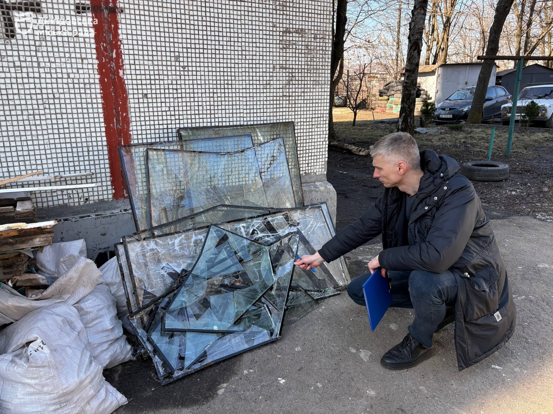 У Дніпрі продовжують ліквідовувати наслідки російських атак