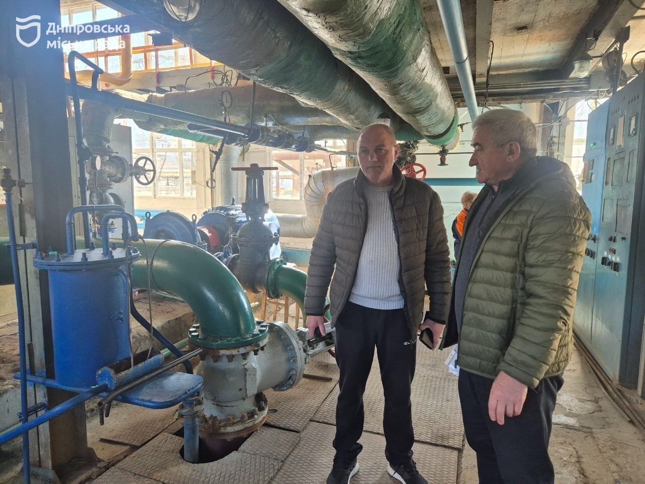 У Дніпрі на об’єктах теплопостачання продовжують встановлююти сучасне обладнання та генератори